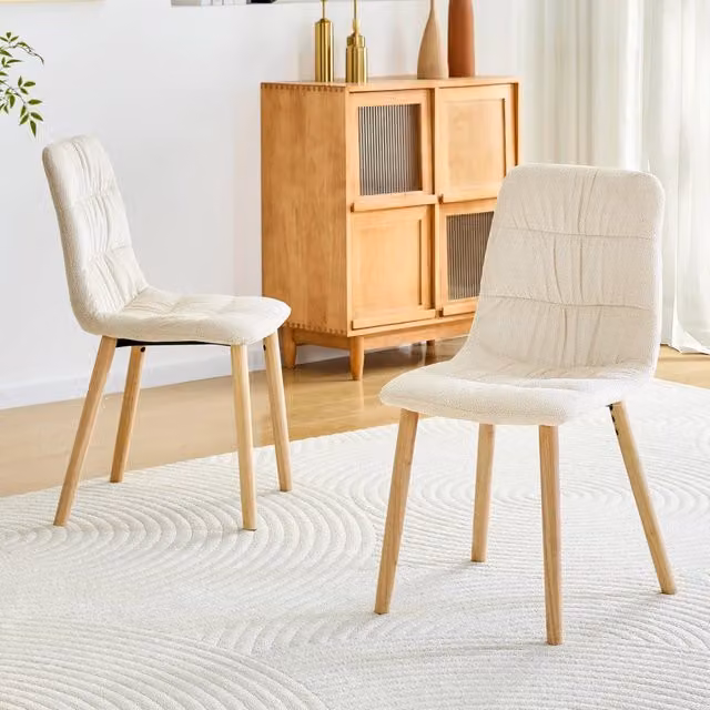 Set di 2 Sedie da Pranzo Minimal in Tessuto Bianco con Gambe in Legno di Rovere L: 49 cm, P: 48 cm, H: 88 cm