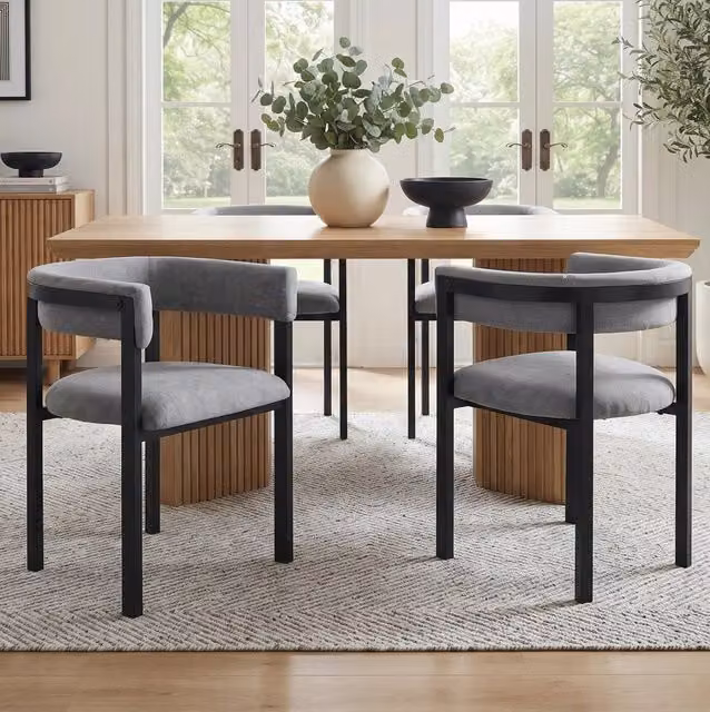 Set di 4 sedie da pranzo ULEVR con schienale semicircolare a C, rivestimento in ciniglia grigia e struttura in metallo