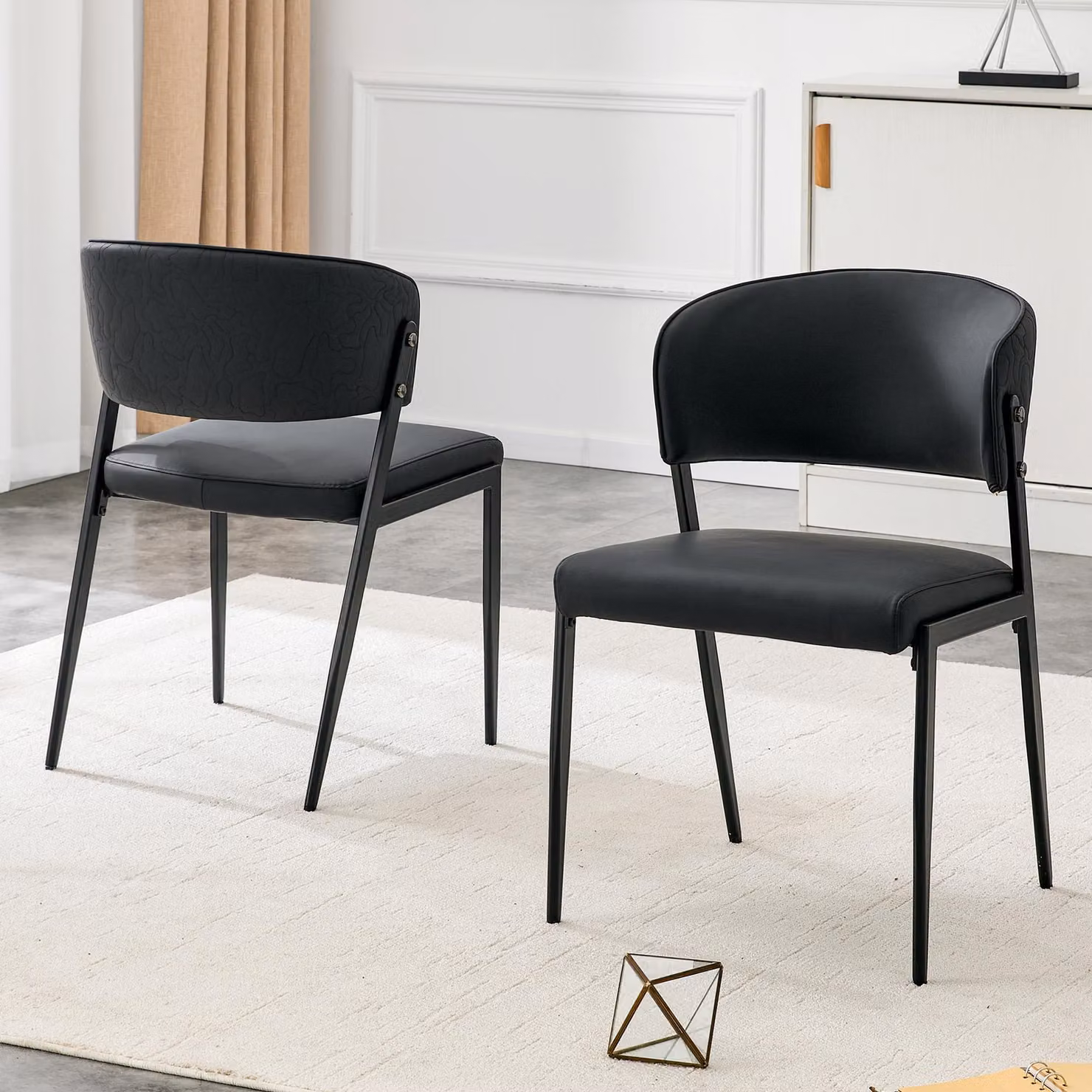 Set di 2 sedie da pranzo moderne, imbottite con struttura in metallo, schienale ergonomico, seduta in ecopelle, adatte per sala da pranzo, soggiorno o cucina - solo sedie, colore nero