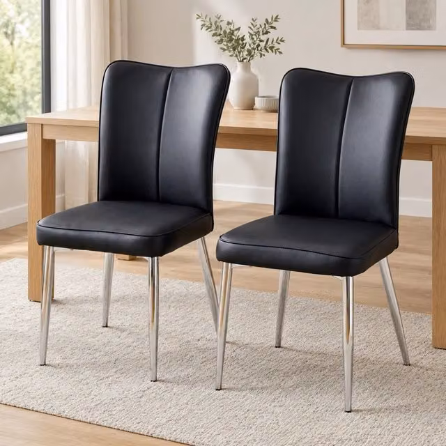 Set di 2 sedie da pranzo MIVRAY in similpelle nera con gambe in metallo argento e schienale curvo