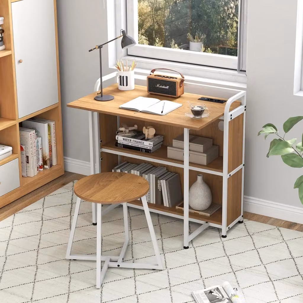 Scrivania Pieghevole con Sgabello e Scaffale Costway, Tavolo da Studio con Stazione di Ricarica in MDF e Metallo, Colore Marrone – 2