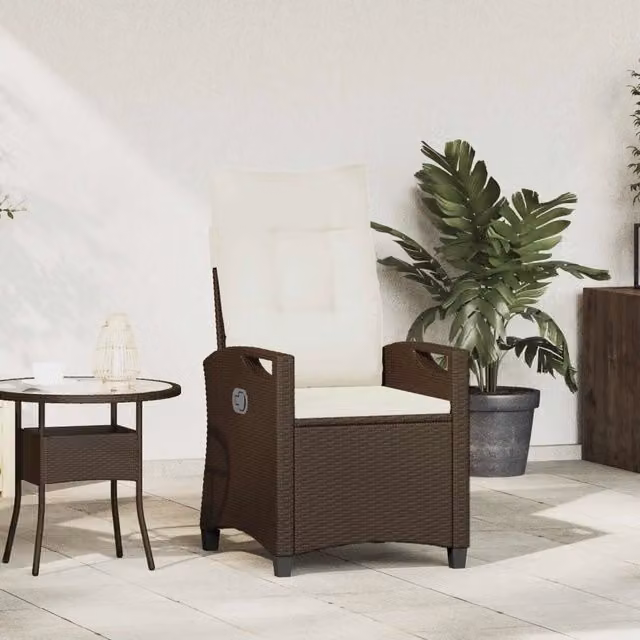 Sedia da giardino reclinabile vidaXL in polyrattan con cuscini, marrone e beige, L 56 x P 60 x H 112 cm