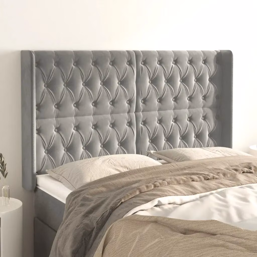 Testiera ad orecchio in velluto grigio chiaro con struttura in legno e MDF, L: 147 cm, P: 16 cm, H: 118/128 cm – 2