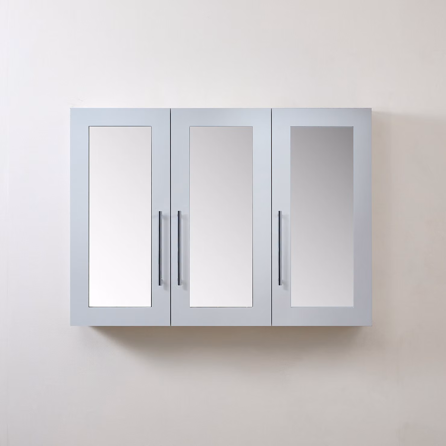 Mobiletto a Specchio da 600mm x 650mm Bianco - Completo di Maniglie Moderne a Barra Cromate - Cluo