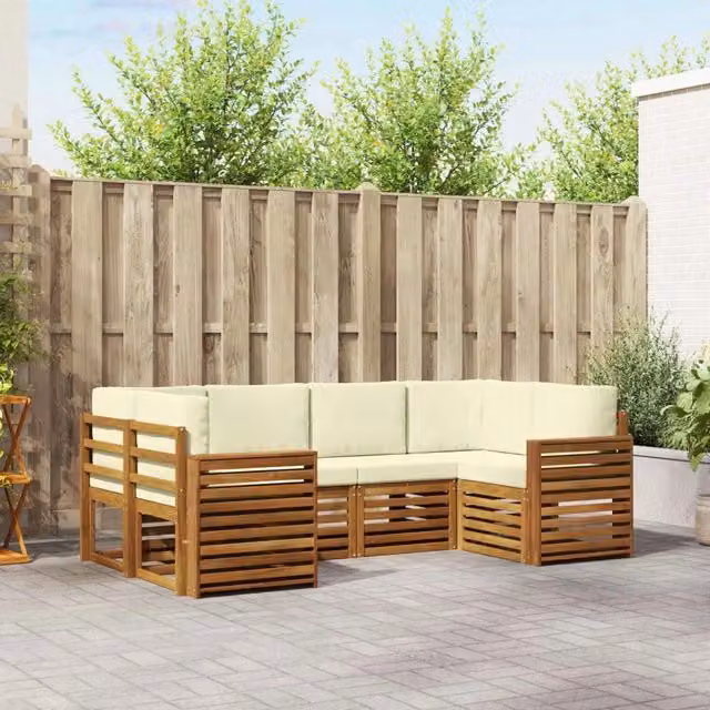 Set di divani da esterno a L vidaXL in legno di acacia con cuscini beige e bianchi