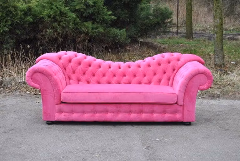 Dreisitzer Design Couch Polster Sitz Textil Sofa 3 Sitzer Chesterfield Rosa