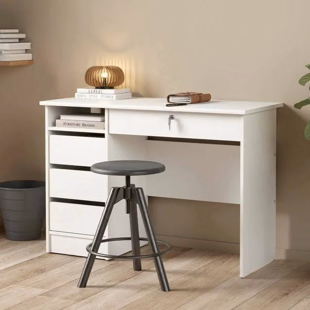 Scrivania Franklin DMORA per ufficio e casa, Tavolo porta PC moderno con cassettiera, Bianco opaco, L: 109 cm, P: 49 cm, H: 76 cm – 1
