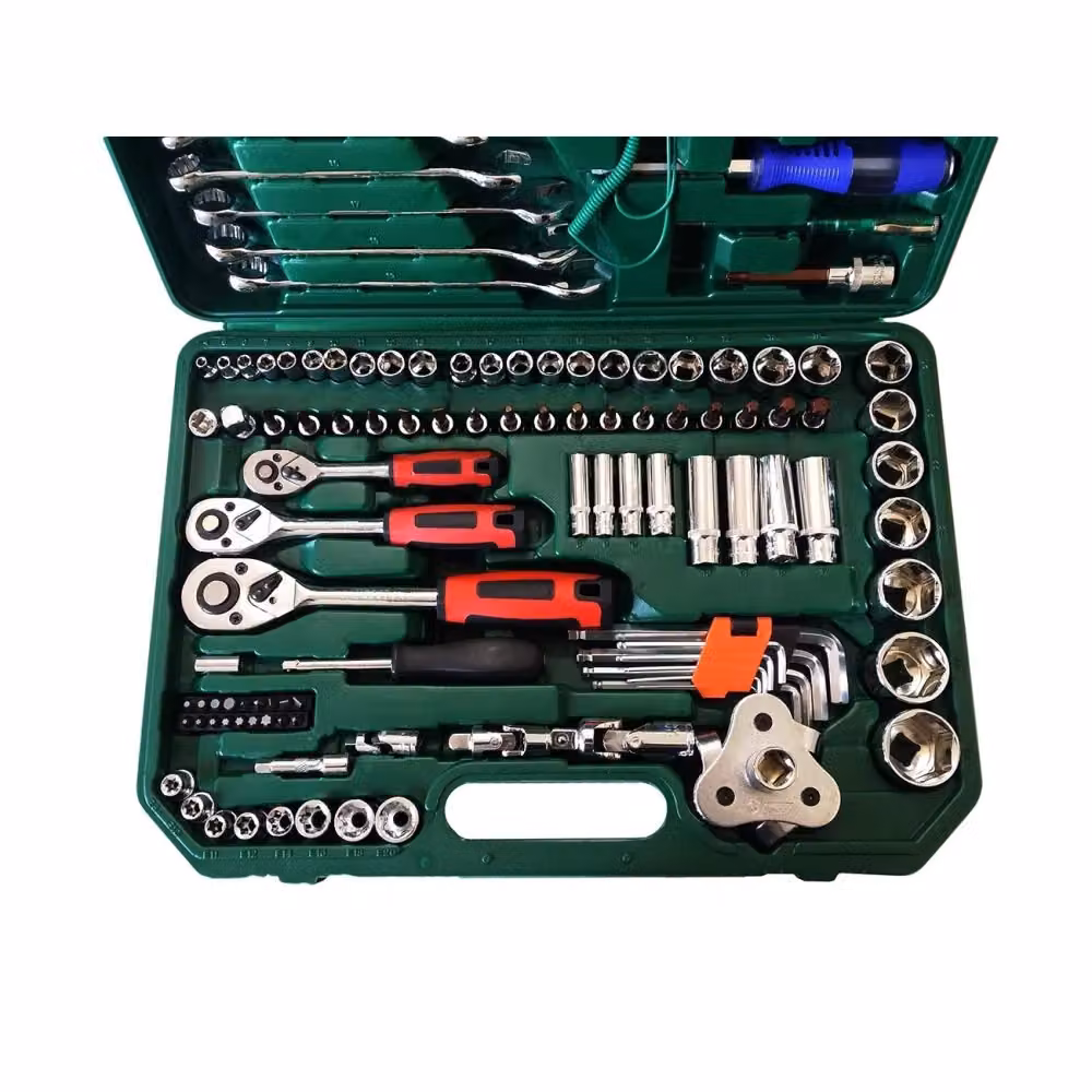 Set di utensili Trade Shop con 121 pezzi, kit di chiavi a bussola e cricchetti in acciaio inox e cromo vanadio, misure 1/4", 3/8" e 1/2", multicolore – 2