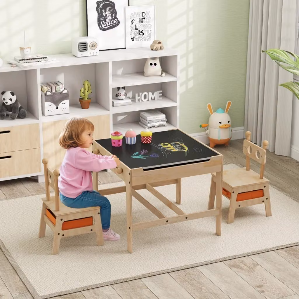 Set tavolo e sedie per bambini Design Mania con lavagna reversibile bianca e nera in legno e MDF – 2