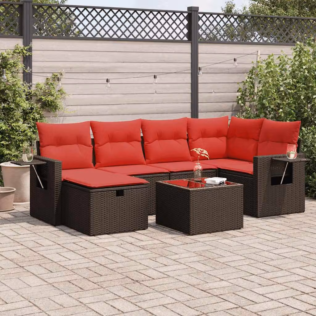 Set di divani da giardino vidaXL in polyrattan marrone con 7 pezzi, composto da elementi angolari, poltrone lounge, tavolino da esterno e pouf con cuscini inclusi