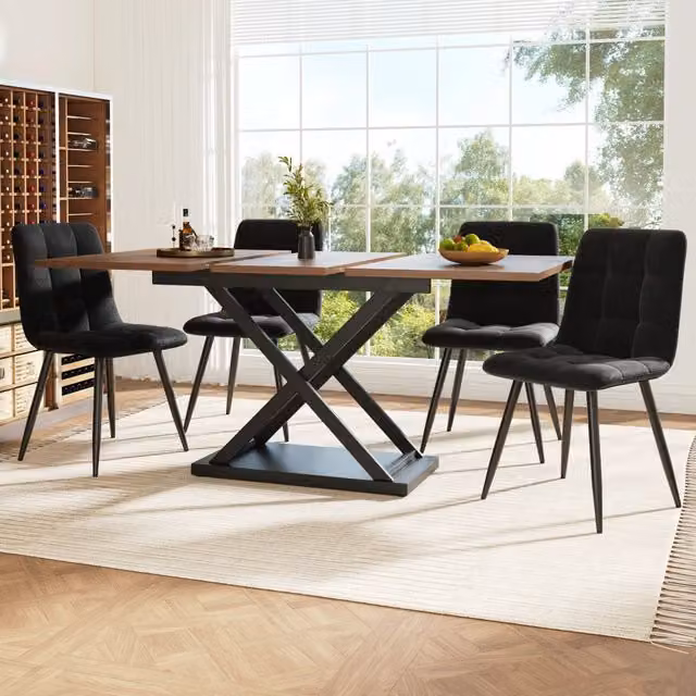 Set da pranzo MIVRAY composto da tavolo rettangolare allungabile e 4 sedie in velluto nero, piano in MDF color noce e gambe in metallo, L/P/H: 160 x 80 x 75 cm