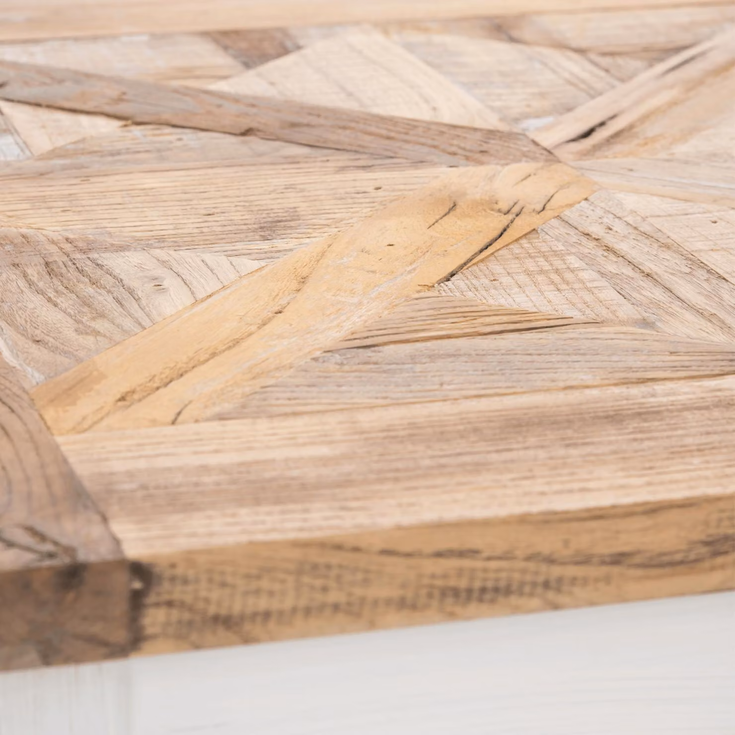 Tavolino in stile rustico – Tavolino da salotto – Robusto legno di olmo, unicità artigianale