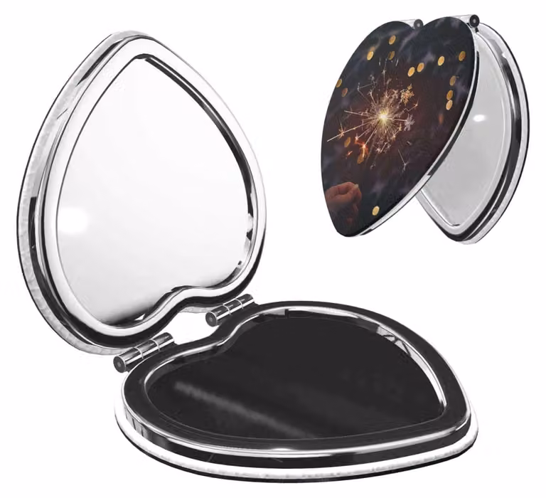 Specchio da trucco pieghevole a forma di cuore con ingrandimento