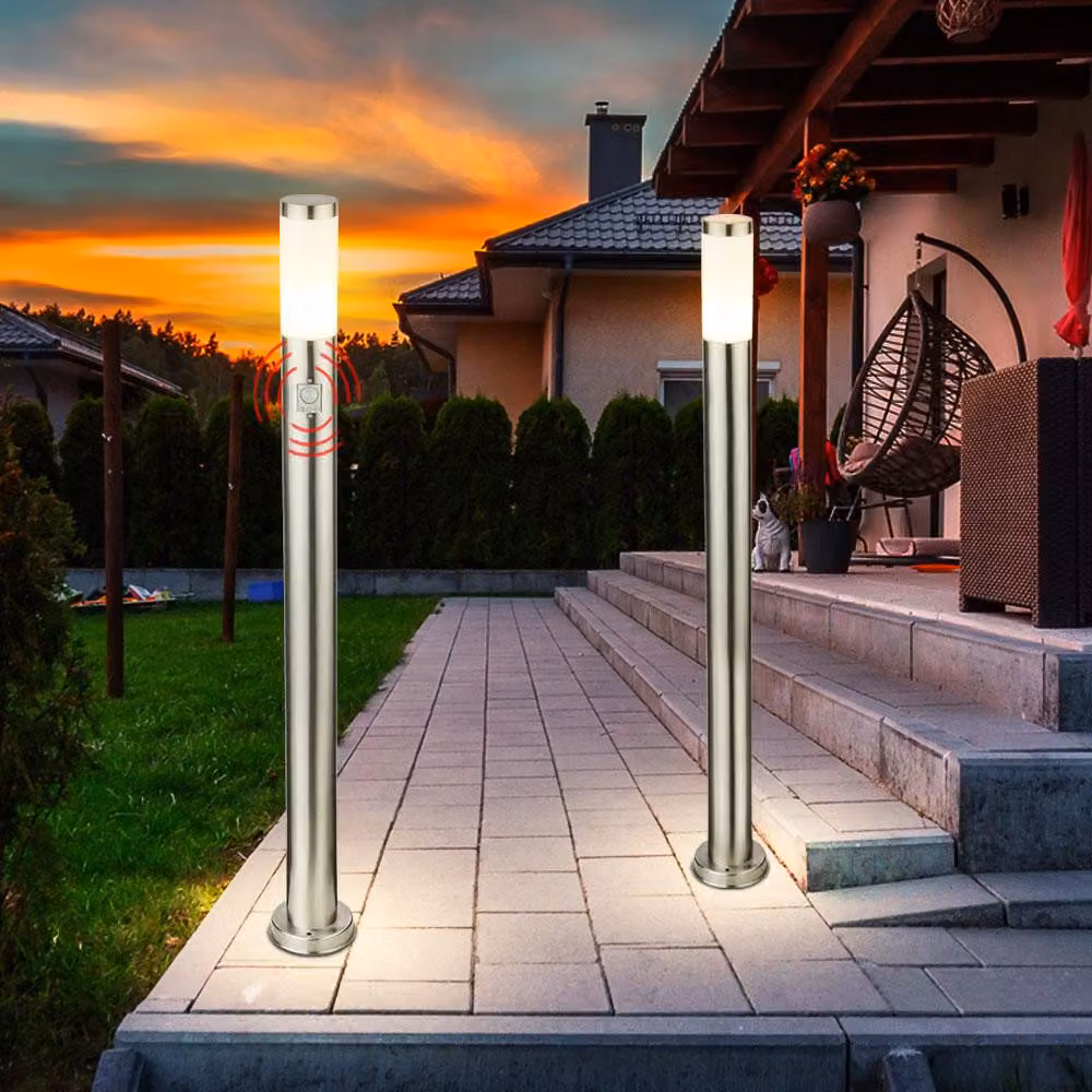 set di 2 lampade da terra in acciaio inox per esterni