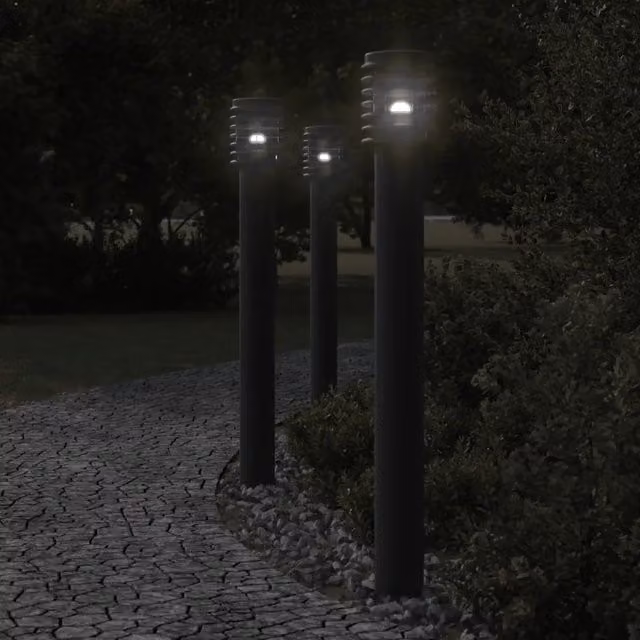 Set di 3 lampade da terra per esterni vidaXL in acciaio inox e plastica, colore nero, modello a pilastro con attacco E27 e protezione IP44, Altezza: 110 cm – 1