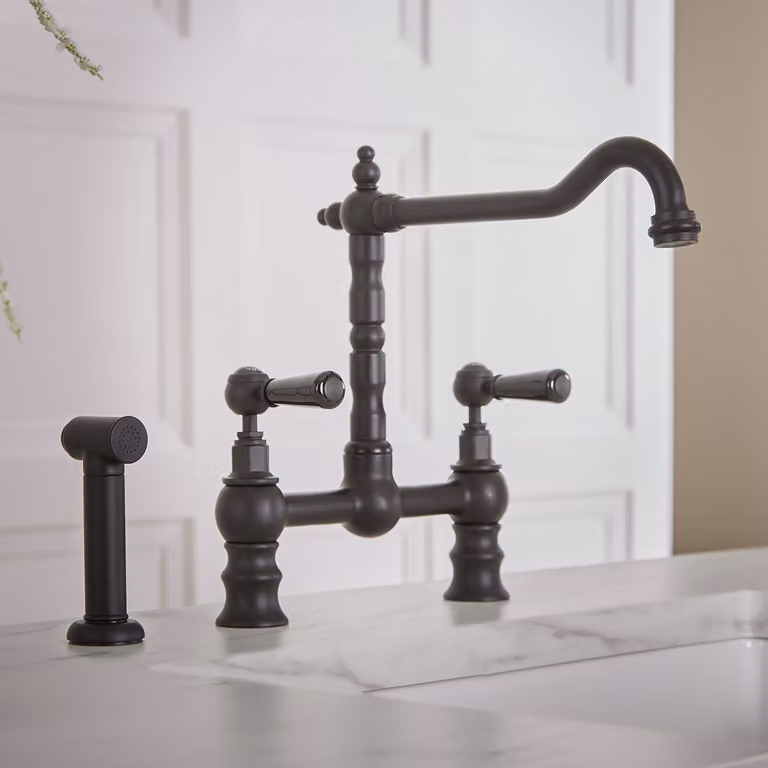 Miscelatore Classico da Cucina con Ponte a Gomito con Spray Estraibile Bicomando - Cromato e Nero