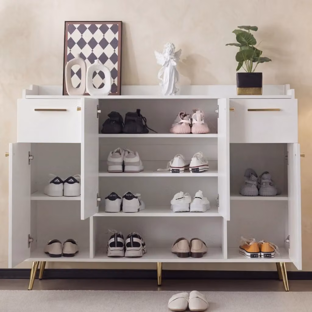 Armadio porta scarpe Zephmum bianco con 4 ante e 2 cassetti interni e piedini in metallo L: 130 cm, P: 37 cm, H: 100 cm – 2
