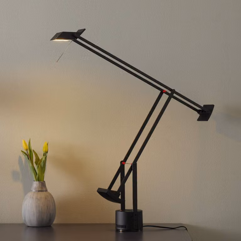 Artemide Lampada da scrivania Tizio, dimmerabile, Nero, Studio / Ufficio, Plastica, Design, Lampada da tavolo