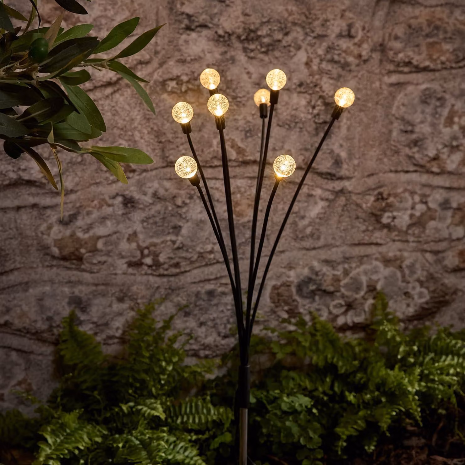 Lampada solare a forma di sfera, 70 cm, design a sfera, colore nero, metallo, 8 LED bianco caldo, grado di protezione IP44