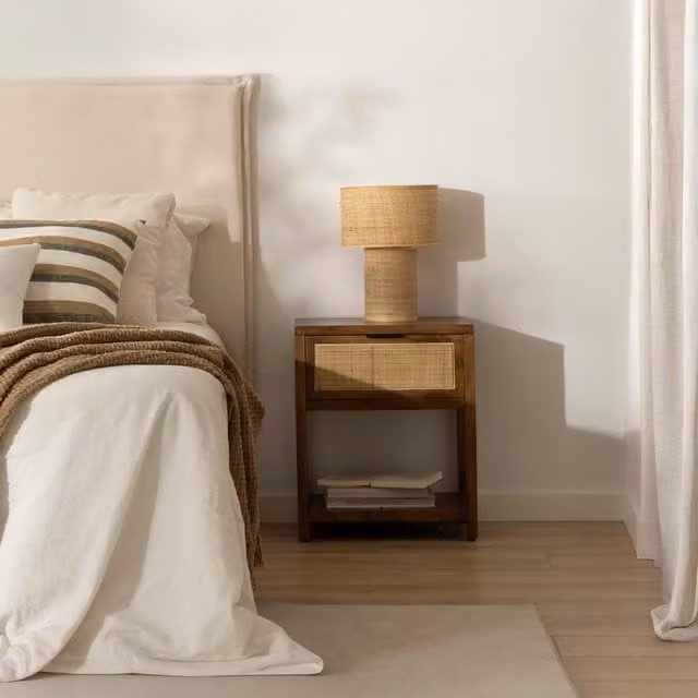 Comodino Eline Banak Premium in legno di mango e rattan marrone opaco