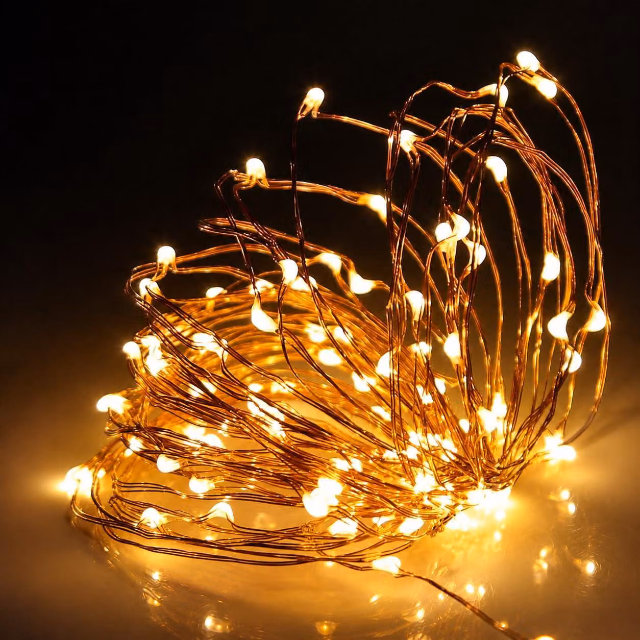 Confezione da 2 catene luminose con 40 LED, lunghezza 4 metri, filo di rame, luce bianco caldo, alimentazione a batteria