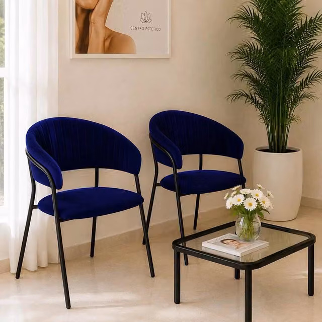 Set da 2 sedie da sala da pranzo Aurelia in velluto blu notte con gambe in metallo nero