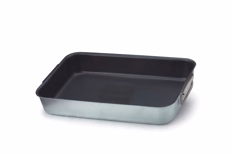 Tegame rettangolare in alluminio antiaderente con maniglie mobili, spessore 3 mm, diam. 35x26cm