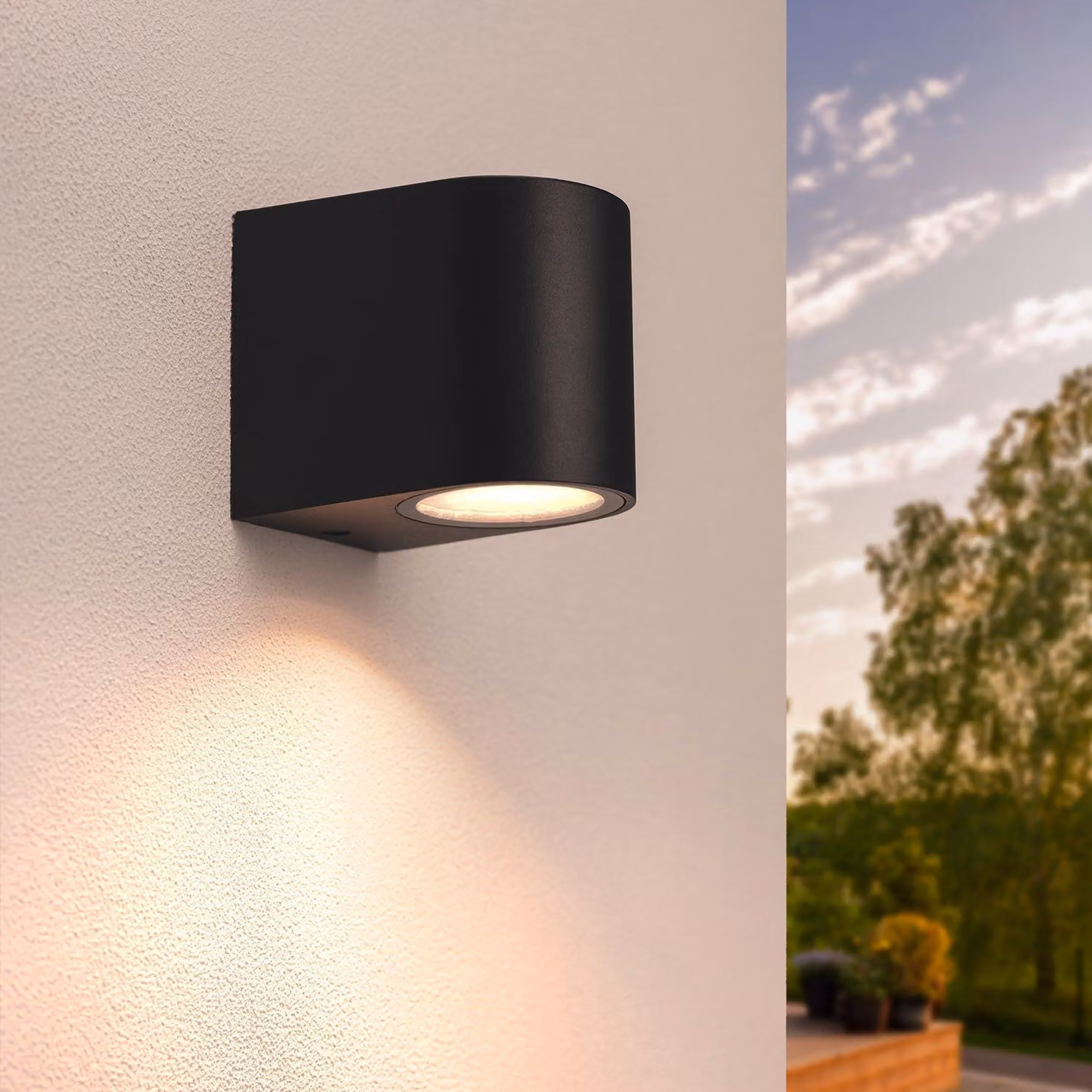 Lampada da parete nera, 35W, attacco GU10, grado di protezione IP54, realizzata in alluminio
