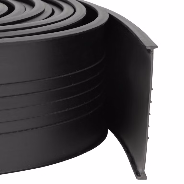 Sigillo per porta garage vidaXL in PVC nero, dimensioni 70 x 6 mm, lunghezza 6 m