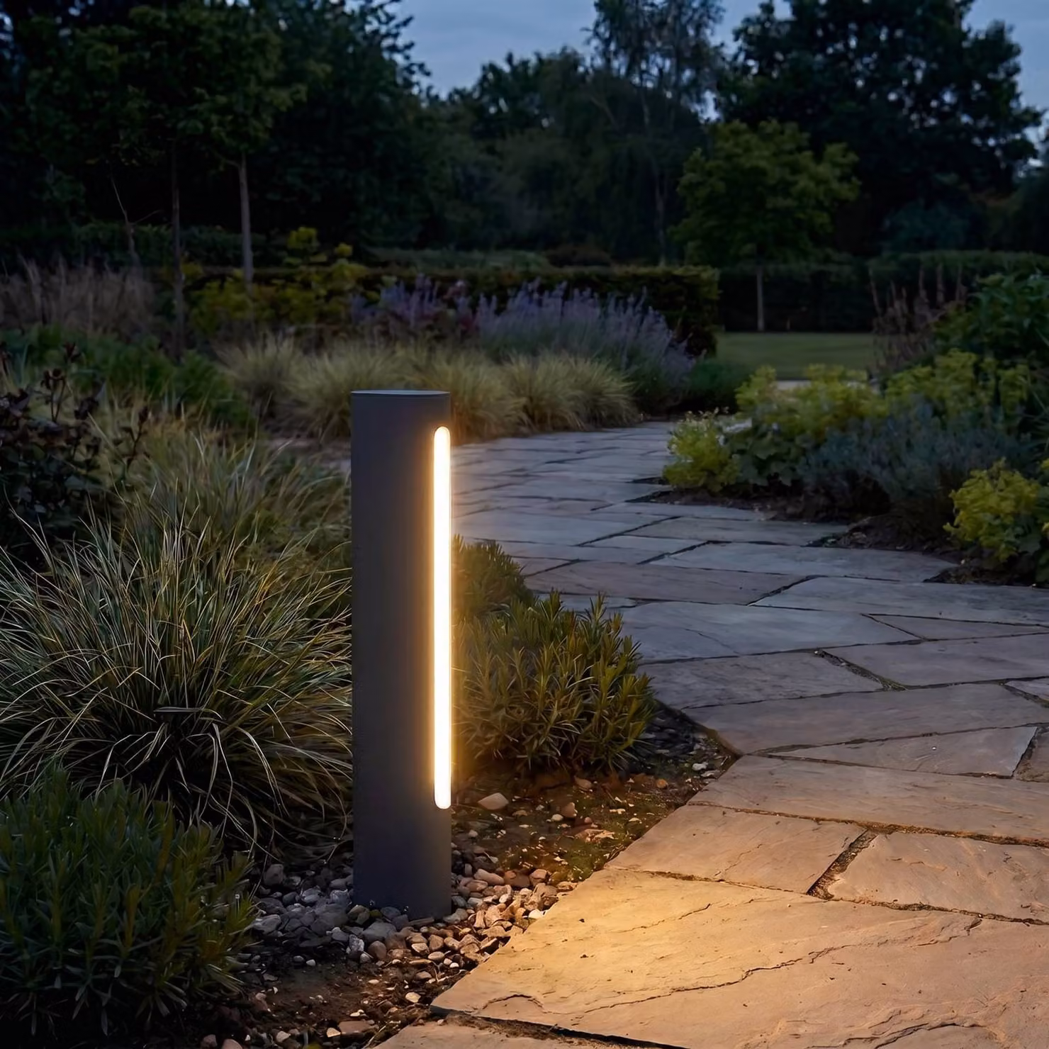 Lampione a LED Lucande Celiora, altezza 45 cm, antracite, IP65 Celiora, Nero, Alluminio, Moderno