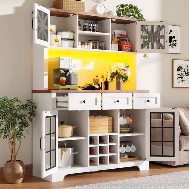 Credenza da cucina alta con LED, portabottiglie e cassetto, ripiani regolabili per cucina, MDF e vetro, bianca