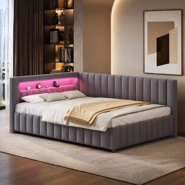 Letto imbottito a L 140 × 200 cm con rete a doghe in velluto grigio LED multicolore e porta USB integrata