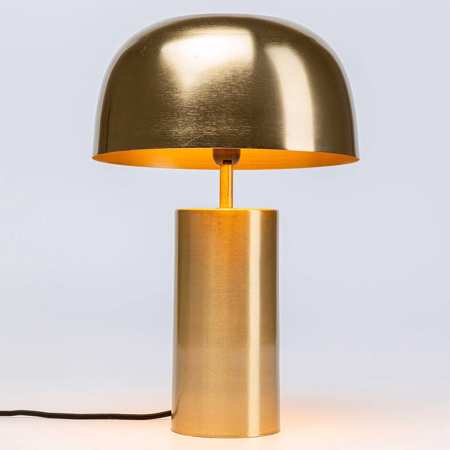 KARE Lampada da tavolo di design Loungy Gold, Ottone / Oro, Soggiorno / Sala da pranzo, Metallo, Design, Lampada da tavolo
