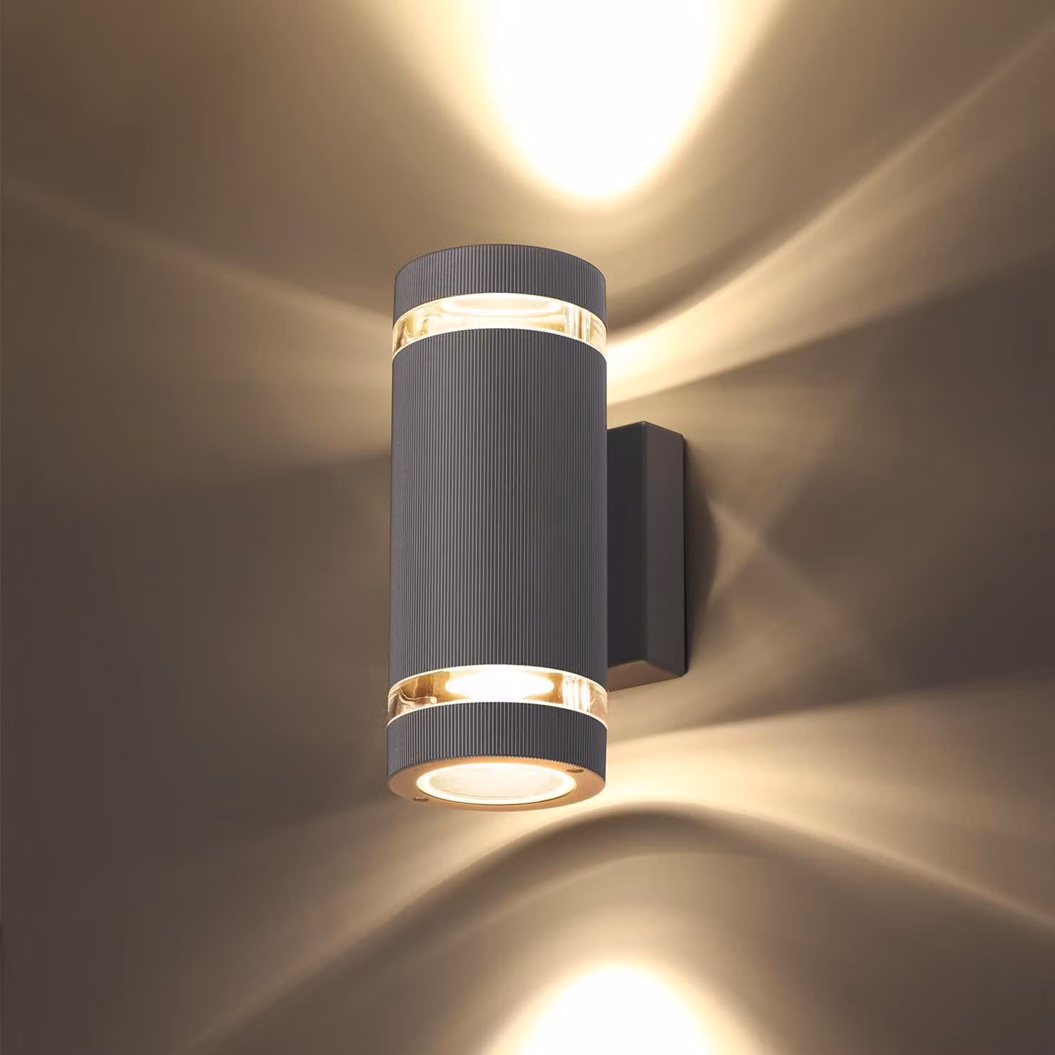 Lampada da parete LED rotonda, grado di protezione IP65, alluminio, luce bianco caldo, 2 attacchi GU10