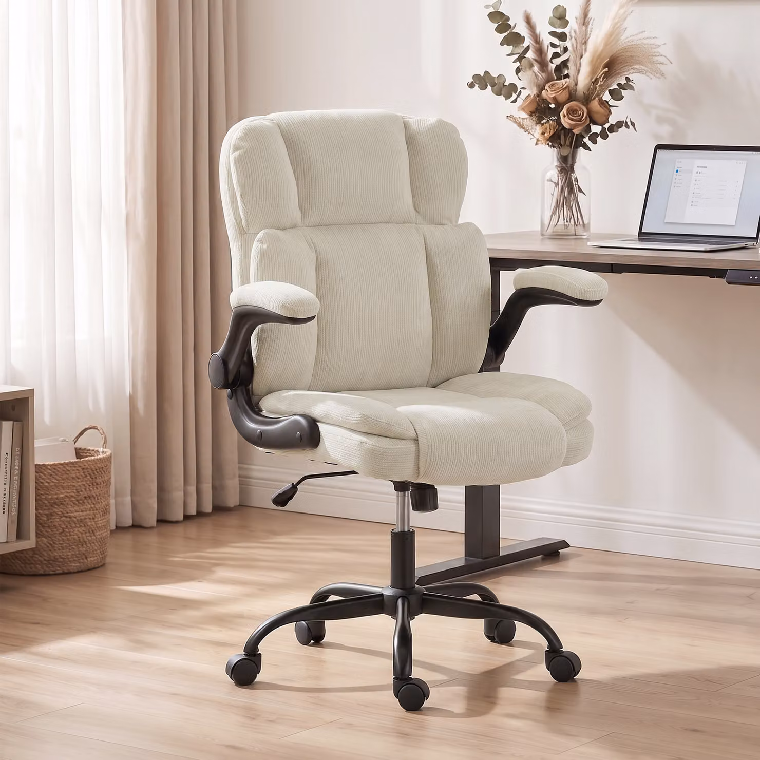 Sedia da ufficio HOMCOM in ciniglia beige, oscillante e regolabile in altezza, H 108 x L 70 x P 67 cm – 2
