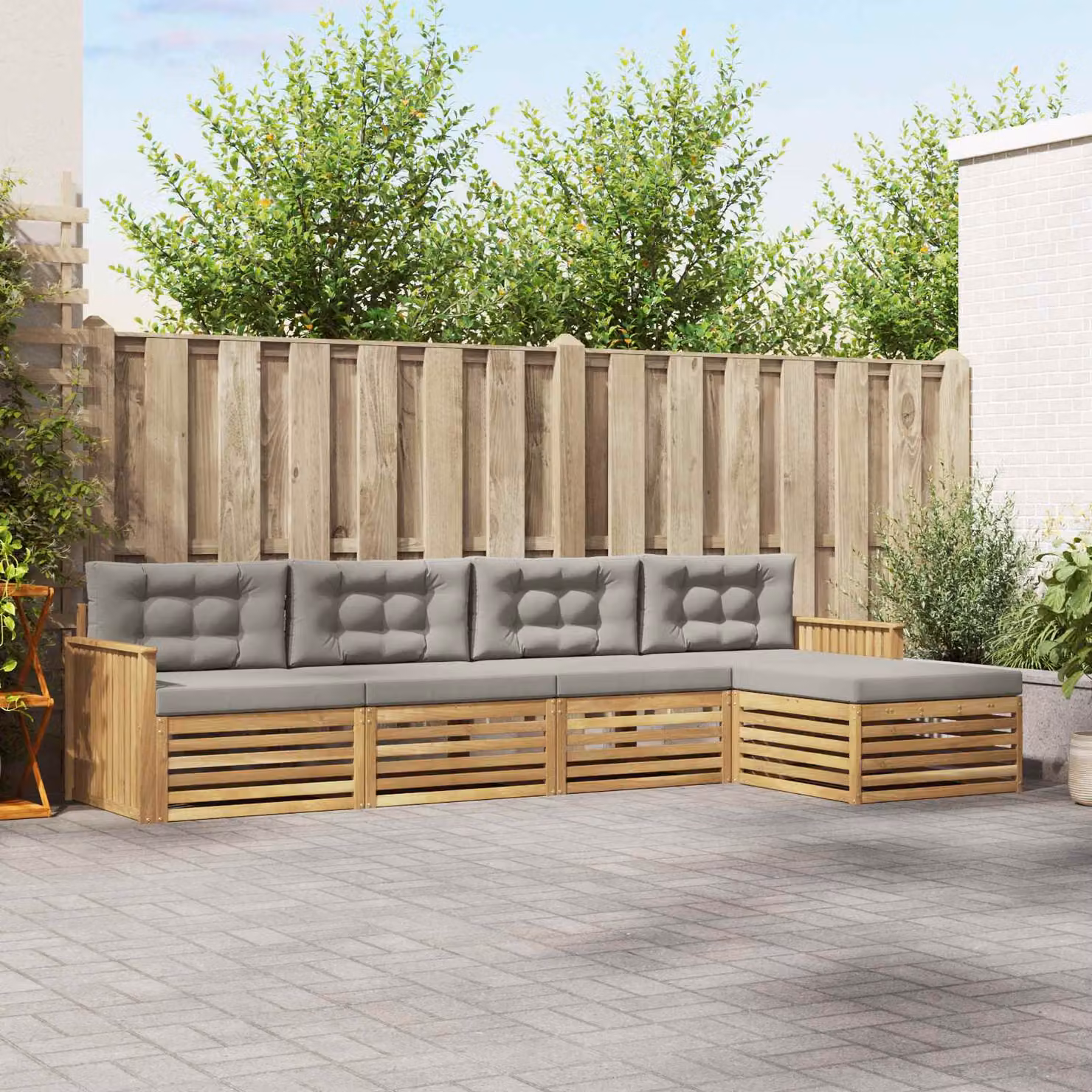 Set di divani da esterno vidaXL a forma di L in legno di acacia con pouf e cuscini, Bianco e Grigio