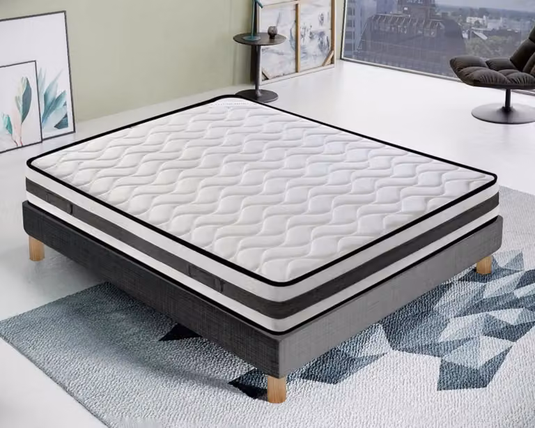 Materasso 135x200 cm, Alto 20 cm, in Schiuma HR, 9 zone differenziate, Rigidità H3, Reversibile Lato Estate/Inverno, 100% Italy