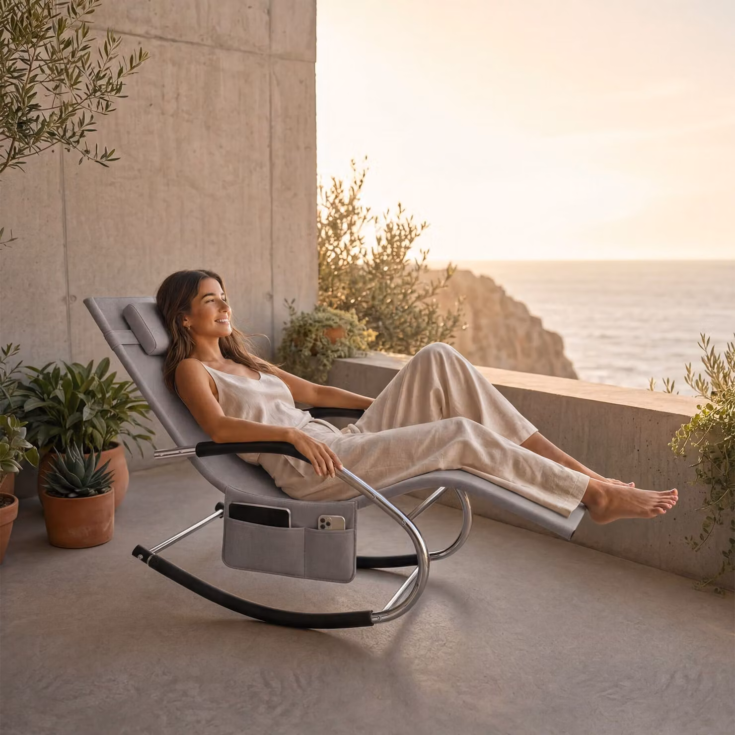 Lettino prendisole ergonomico TecTake con poggiatesta regolabile e braccioli, grigio – 2