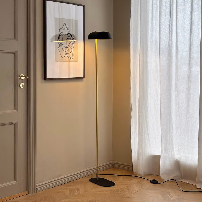 Dyberg Larsen Lampada da terra Arch, Nero, Soggiorno / Sala da pranzo, Metallo, Vintage, Lampada da terra