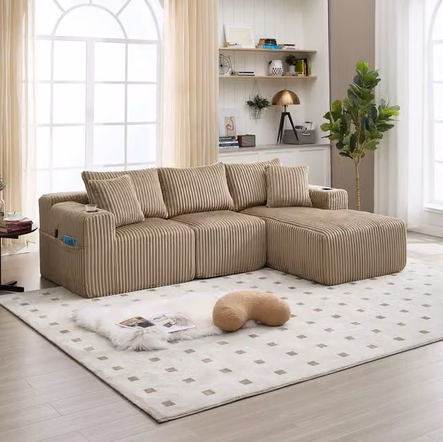 Divano modulare con chaise longue e 2 posti in velluto a coste kaki; 5 cuscini e portabevande