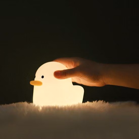 Lampada da comodino in silicone con ricarica USB e luce lampeggiante per bambini
