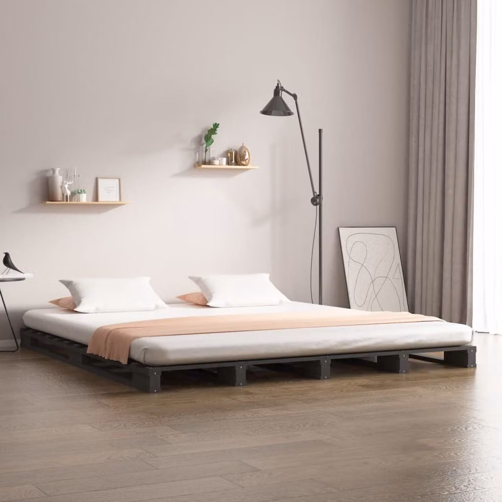 The Living Store Letto pallet grigio 120x200 cm in legno massiccio di pino