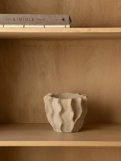 Vaso Cimm Kenay Home beige in ceramica per tavolo, H: 13,5 cm, L: 11 cm, P: 13,5 cm