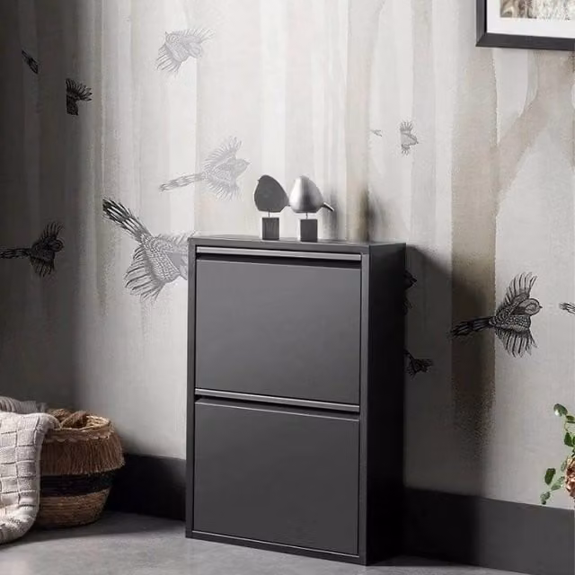 Scarpiera Igina DMORA, Mobile porta scarpe in metallo nero opaco da appendere al muro, L: 50 cm, P: 15 cm, H: 71 cm