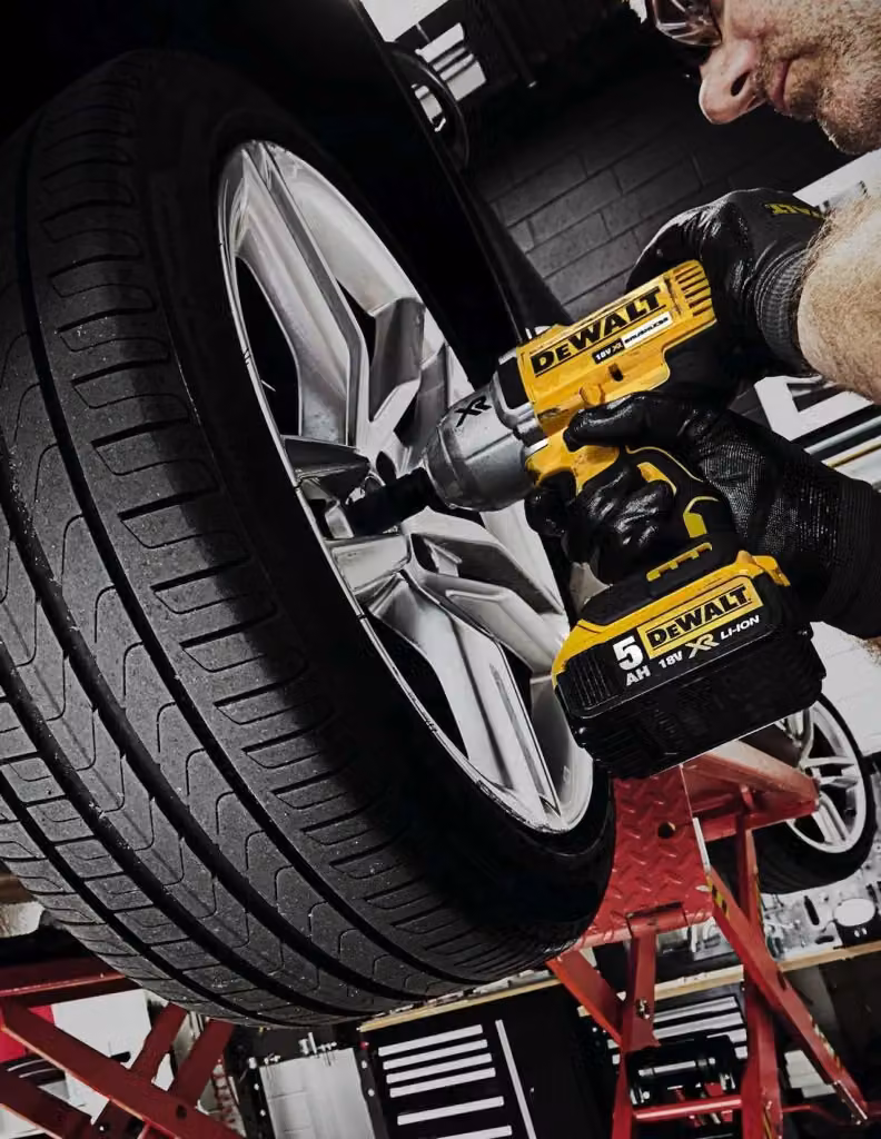 Avvitatore ad impulsi DeWALT DCF899N giallo (solo corpo) – 2