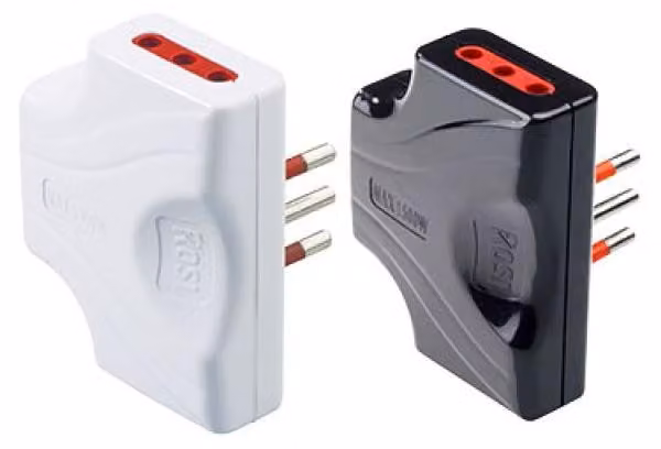 adattatore triplo extrapiatto 16a rosi 2p+t - prese 10/16a 2p+t, col. bianco