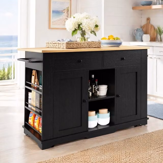 Isola cucina con ripiani e prese elettriche, carrello da cucina con piano di lavoro e ruote, finitura effetto legno nero, 151,5x59,7x91,7 cm