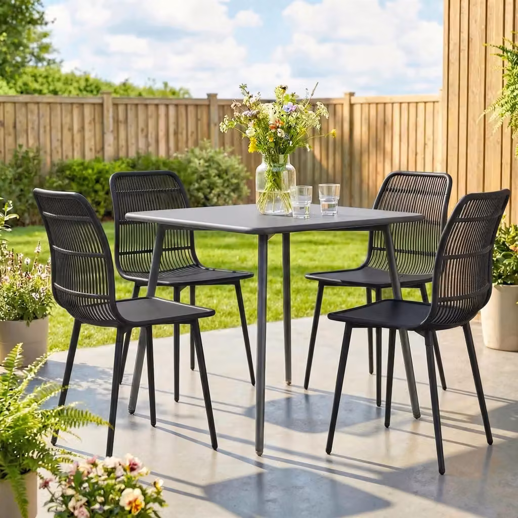 Set di 4 sedie da pranzo per esterni Giordanoshop in metallo e PP nero con schienale fessurato, L: 46 cm, P: 51 cm, H: 84,5 cm – 2