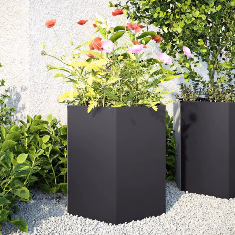 Fioriera da giardino esagonale vidaXL in acciaio nera L: 46 cm, P: 40 cm, H: 45 cm