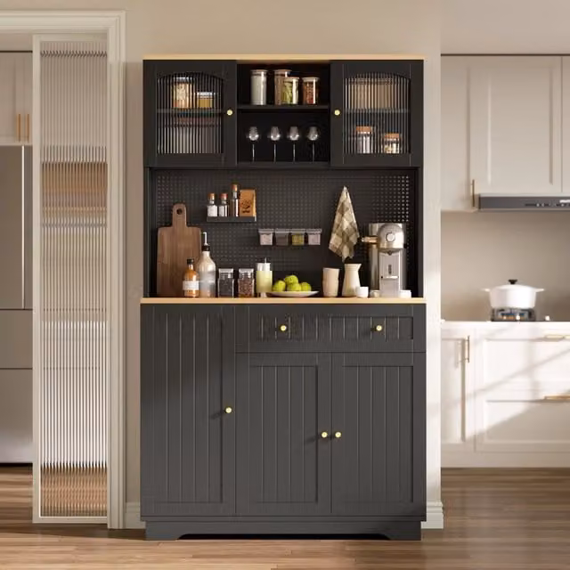 Credenza alta con vetrina, cassetto, ripiani regolabili e pannello forato, in truciolare nero, 103,5 × 40 × 180 cm